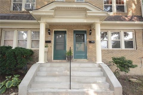 Photo of 465 Marietta Pl, Pittsburgh, PA 15228 (MLS # 1727157)