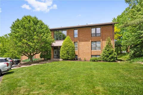 200 Commerce Dr (Units 210&212) Moon/Crescent Twp PA 15108