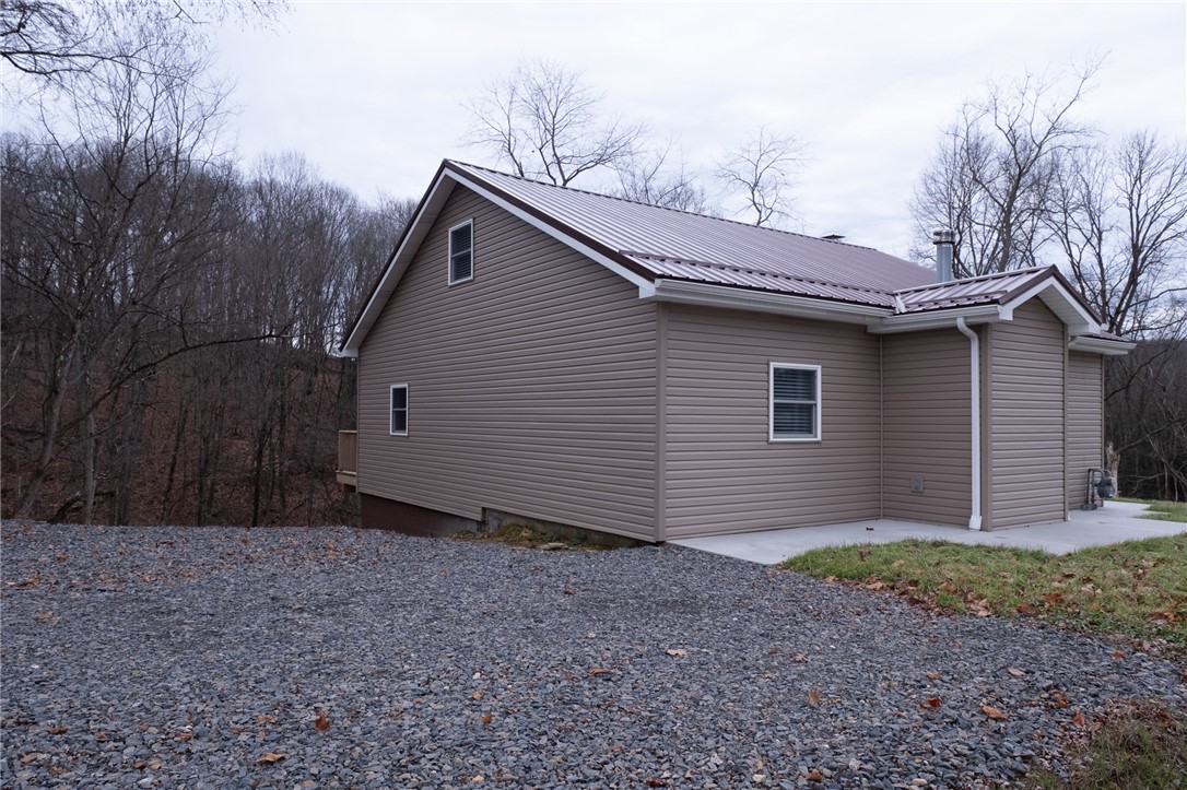 Wayne Twp - Law, Pennsylvania 16117, United States, 2 Bedrooms Bedrooms, ,2 BathroomsBathrooms,Residential,Pending,22992