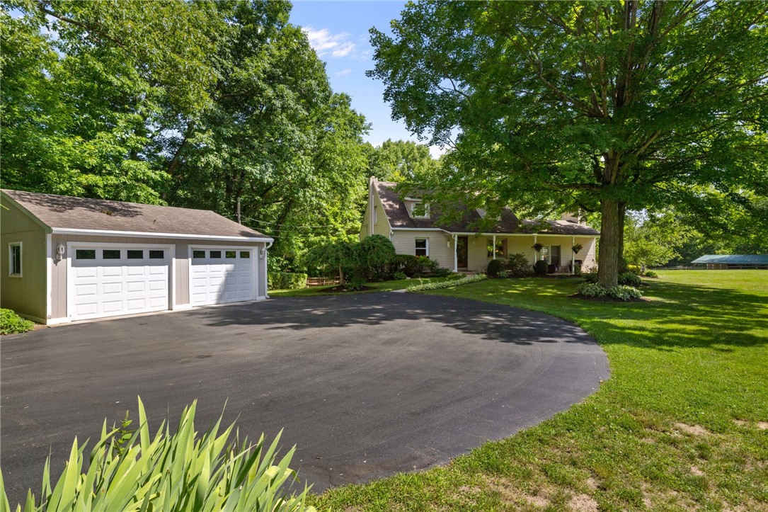295 Straube Ave