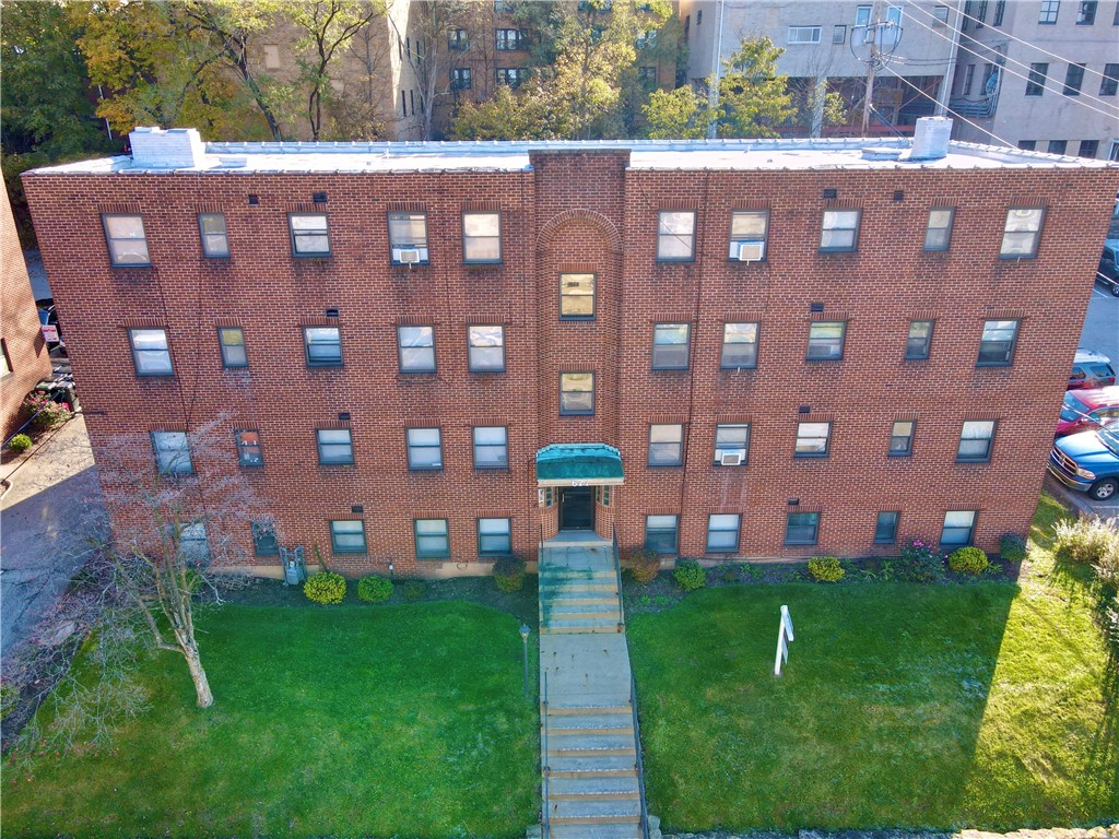 Mt. Lebanon, Pennsylvania 15228, United States, 1 Bedroom Bedrooms, ,1 BathroomBathrooms,Residential,Active,6396