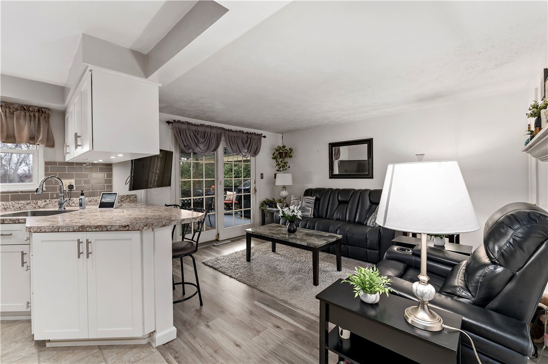 Baldwin Boro, Pennsylvania 15227, United States, 4 Bedrooms Bedrooms, ,3 BathroomsBathrooms,Residential,Contingent,22282