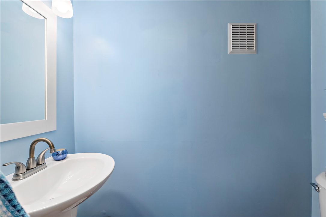 Baldwin Boro, Pennsylvania 15227, United States, 4 Bedrooms Bedrooms, ,3 BathroomsBathrooms,Residential,Contingent,22282