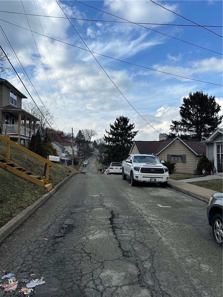 706 Shady Avenue