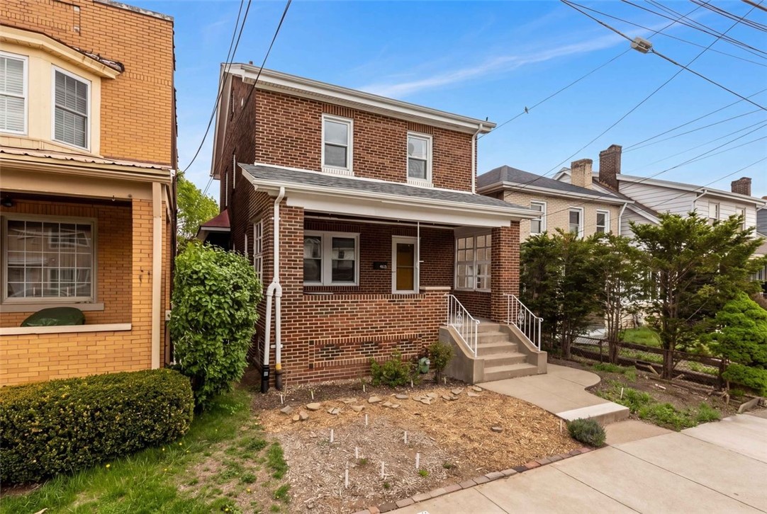 6923 Greenwood Street