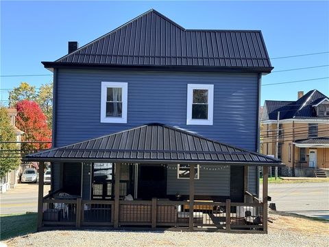 Photo of 283 Pittsburgh St, Uniontown, PA 15401 (MLS # 1729677)