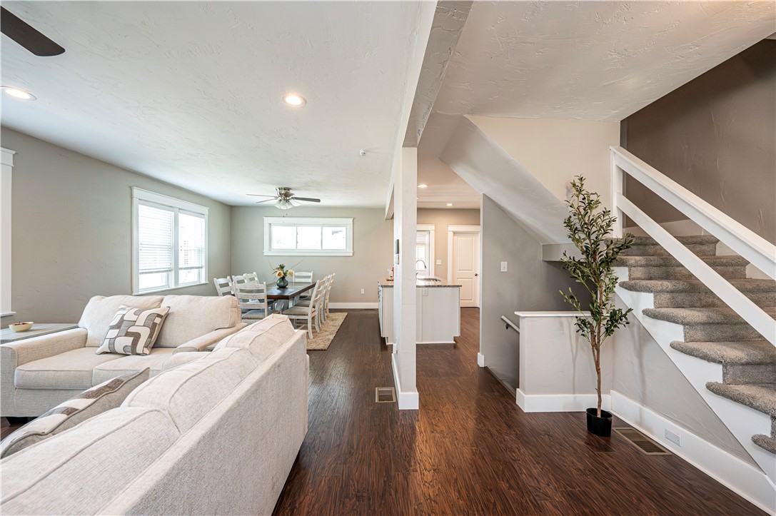 City Of Greensburg, Pennsylvania 15601, United States, 3 Bedrooms Bedrooms, ,3 BathroomsBathrooms,Residential,Pending,157993