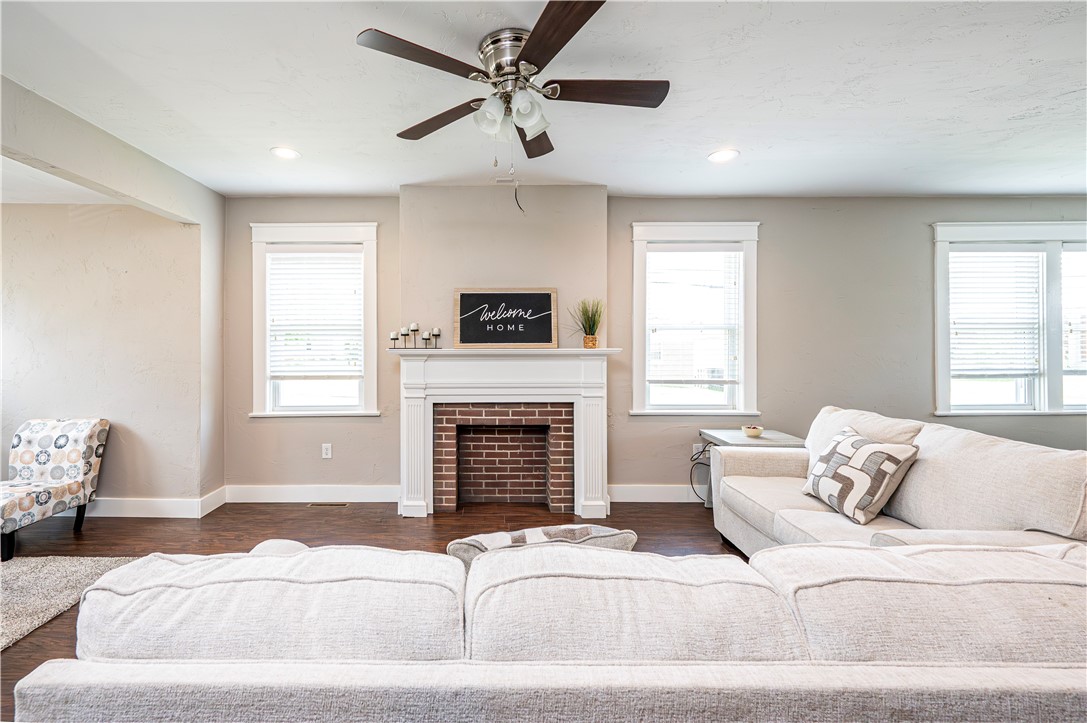 City Of Greensburg, Pennsylvania 15601, United States, 3 Bedrooms Bedrooms, ,3 BathroomsBathrooms,Residential,Pending,157993