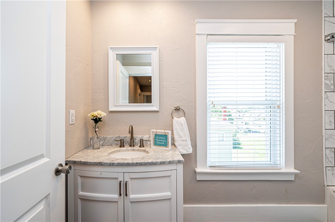 City Of Greensburg, Pennsylvania 15601, United States, 3 Bedrooms Bedrooms, ,3 BathroomsBathrooms,Residential,Pending,157993