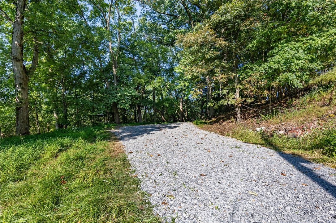 2019 7th St Rd, New Kensington, Pennsylvania image 3