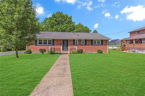 Photo of 713 21st St, Aliquippa, PA 15001 (MLS # 1763085)