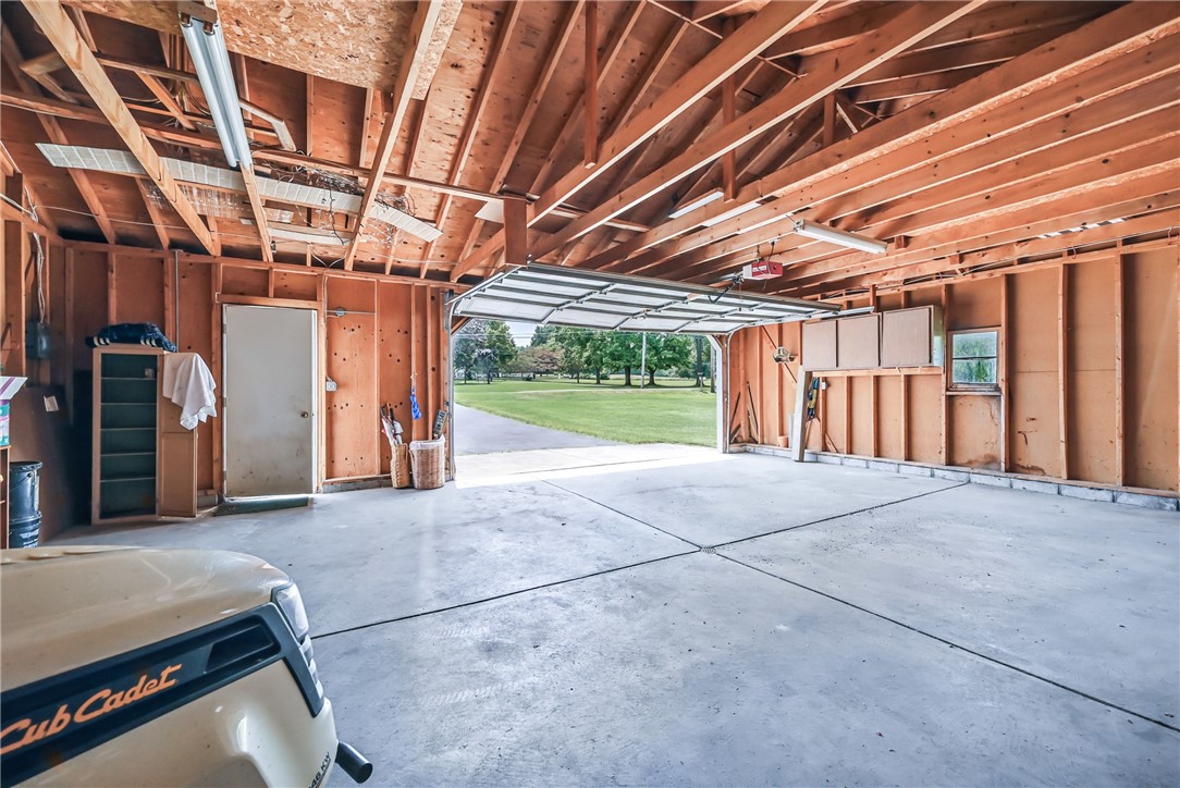 Shenango Twp - Mer, Pennsylvania 16159, United States, 2 Bedrooms Bedrooms, ,1 BathroomBathrooms,Residential,Contingent,151648