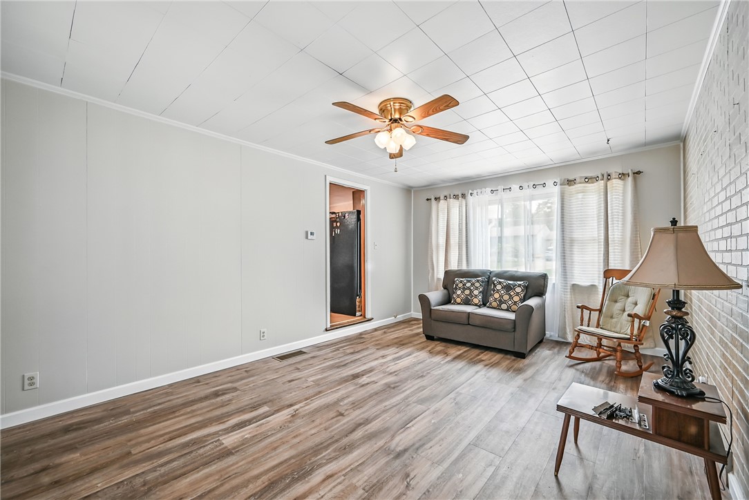 Shenango Twp - Mer, Pennsylvania 16159, United States, 2 Bedrooms Bedrooms, ,1 BathroomBathrooms,Residential,Contingent,151648