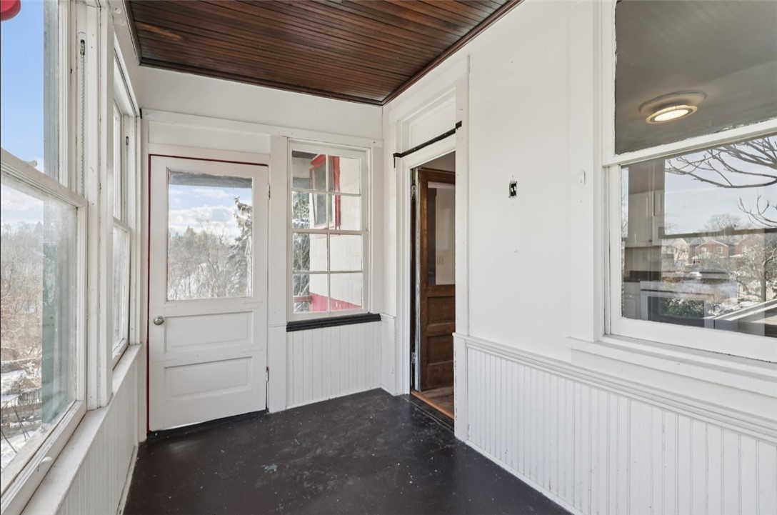 Arlington, Pennsylvania 15210, United States, 3 Bedrooms Bedrooms, ,2 BathroomsBathrooms,Residential,Active,253540