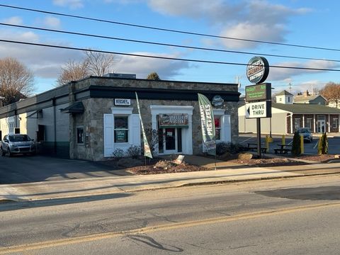 472 Adams St - Lower Level Rochester PA 15074