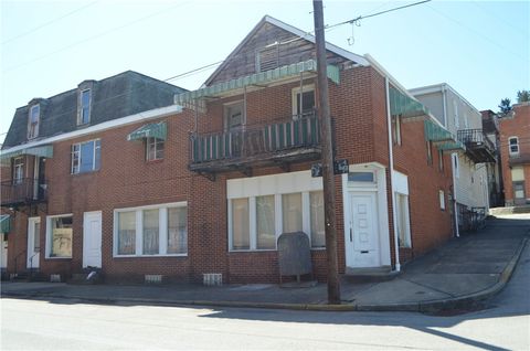 Photo of 639 Washington Ave, Charleroi, PA 15022 (MLS # 1745699)