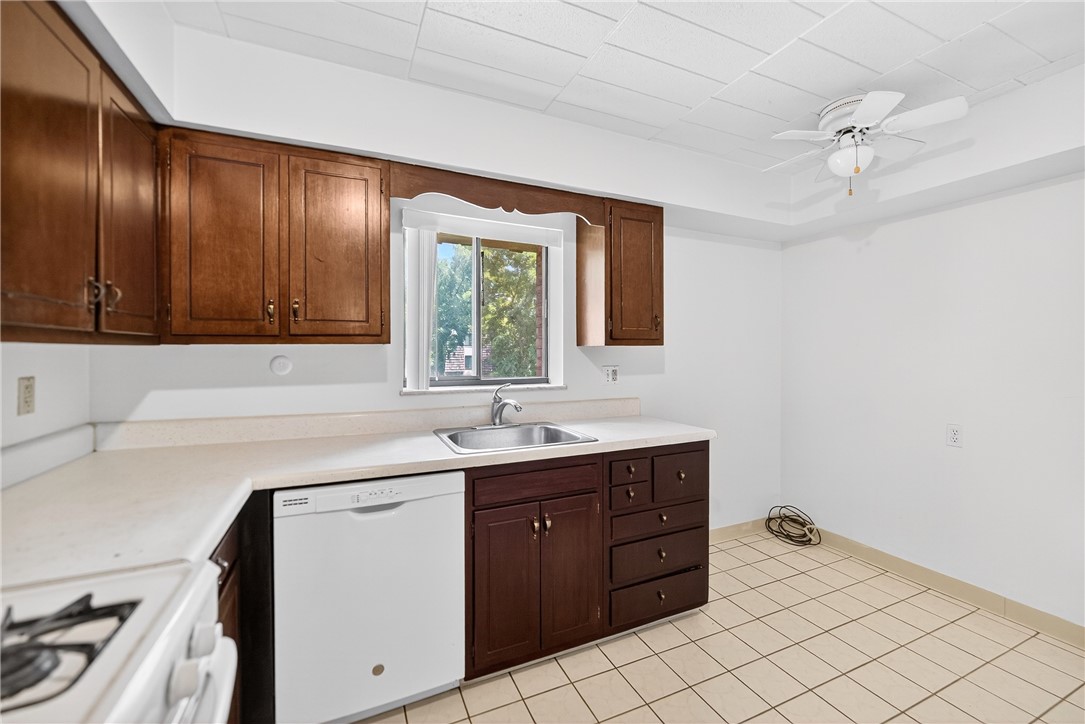 Moon/Crescent Twp, Pennsylvania 15108, United States, 2 Bedrooms Bedrooms, ,2 BathroomsBathrooms,Residential,Active,183587