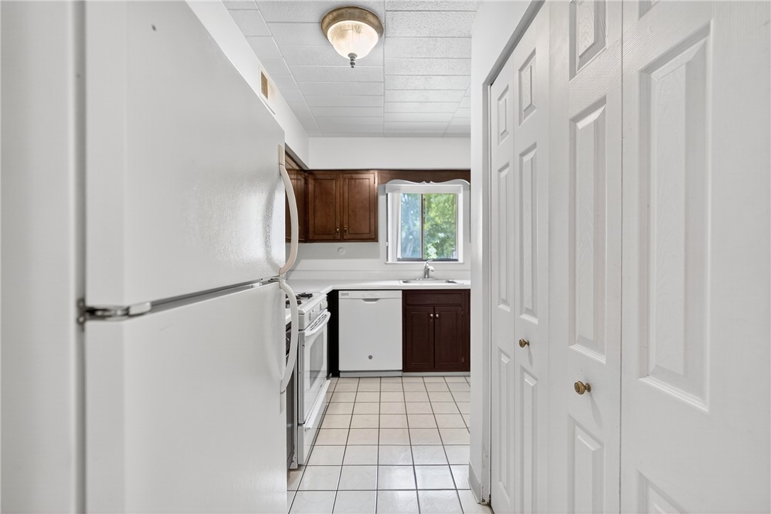 Moon/Crescent Twp, Pennsylvania 15108, United States, 2 Bedrooms Bedrooms, ,2 BathroomsBathrooms,Residential,Active,183587