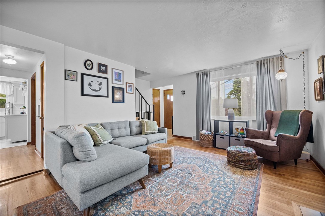 1137 Merrick Ave