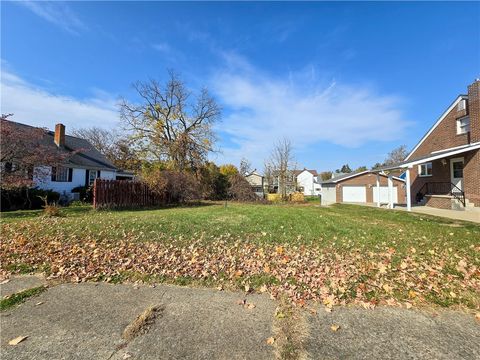 14 E Madison Street Latrobe PA 15650