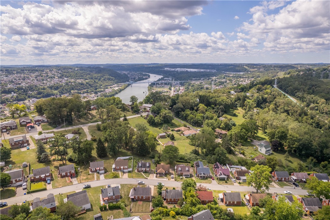 West Mifflin, Pennsylvania 15122, United States, 3 Bedrooms Bedrooms, ,2 BathroomsBathrooms,Residential,Active,199637