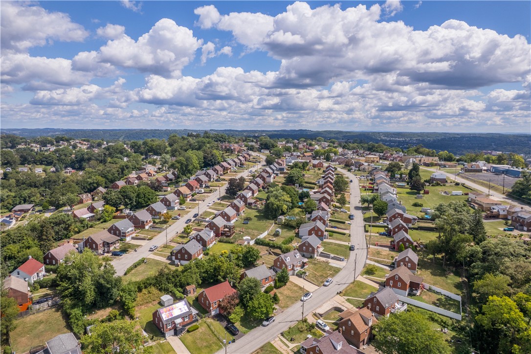 West Mifflin, Pennsylvania 15122, United States, 3 Bedrooms Bedrooms, ,2 BathroomsBathrooms,Residential,Active,199637