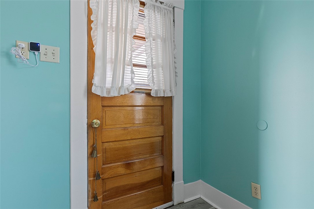 1805 Ridge Ave Ave, Coraopolis, Pennsylvania image 4