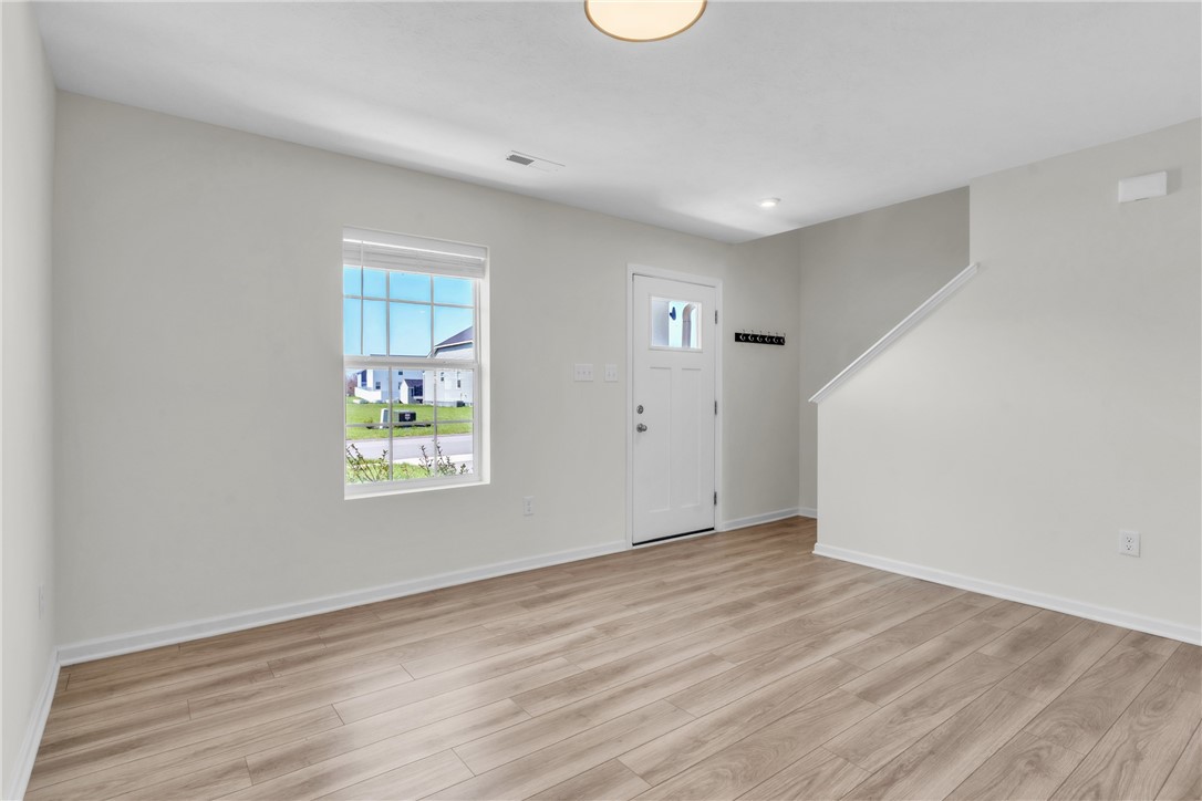 138 Leslie Farms Dr
