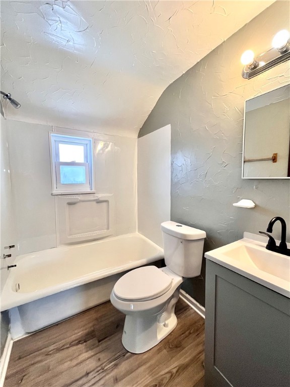 Neville Twp, Pennsylvania 15225, United States, 2 Bedrooms Bedrooms, ,1 BathroomBathrooms,Residential,Active,14224