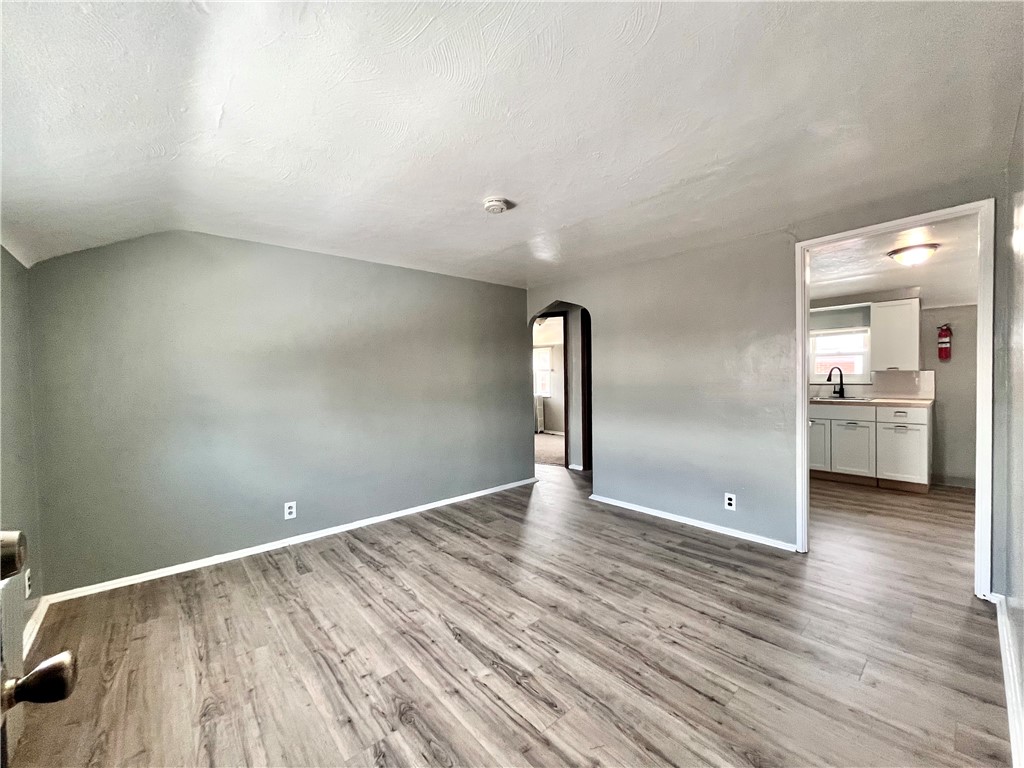 Neville Twp, Pennsylvania 15225, United States, 2 Bedrooms Bedrooms, ,1 BathroomBathrooms,Residential,Active,14224