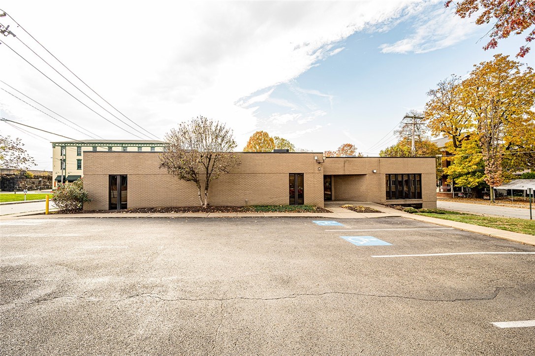 Latrobe, Pennsylvania 15650, United States, ,Commercial,Active,16641