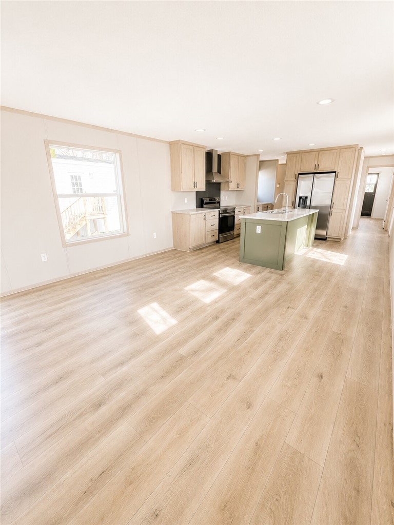 146 Roundtop Circle