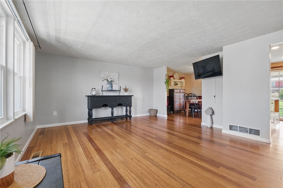 736 N. Gross St St, Conway, Pennsylvania image 9