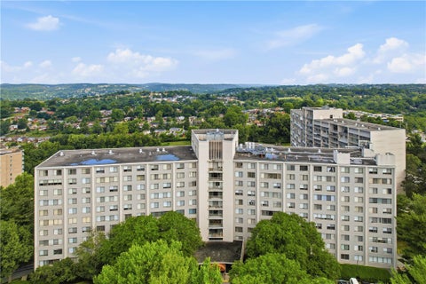 Homes For Sale - 1150 Bower Hill Road Rd #304C<br/> Mt Lebanon, PA 15243