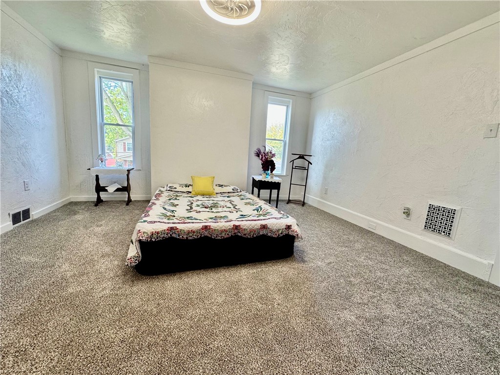 New Brighton, Pennsylvania 15066, United States, 5 Bedrooms Bedrooms, ,2 BathroomsBathrooms,Residential,Active,227701