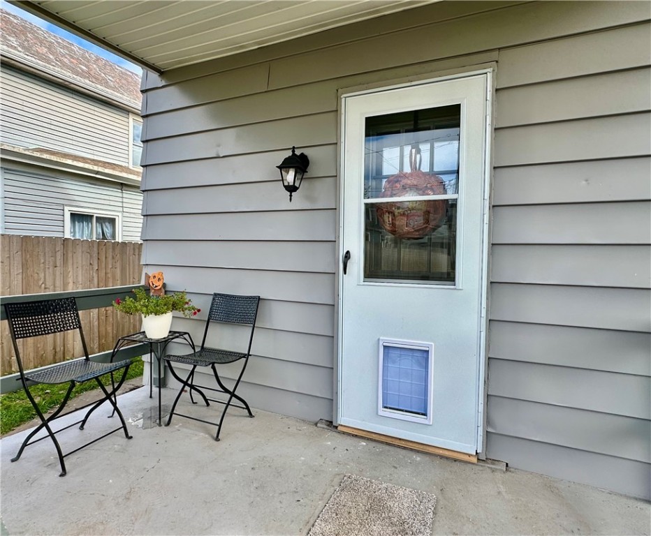 New Brighton, Pennsylvania 15066, United States, 5 Bedrooms Bedrooms, ,2 BathroomsBathrooms,Residential,Active,227701