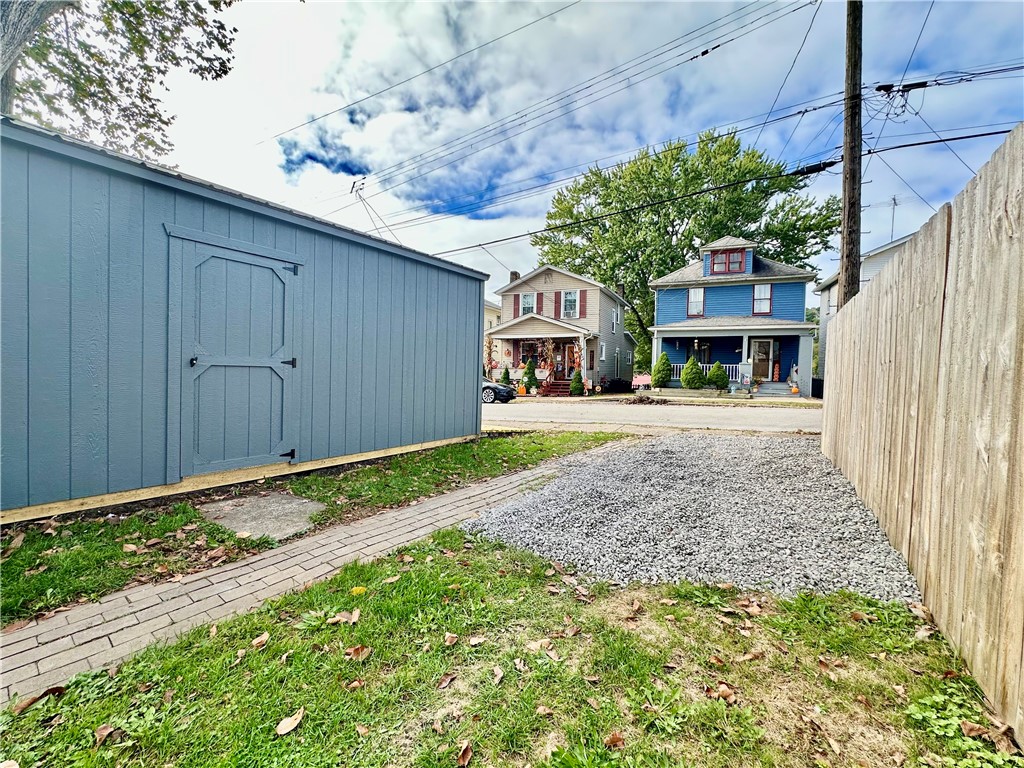 New Brighton, Pennsylvania 15066, United States, 5 Bedrooms Bedrooms, ,2 BathroomsBathrooms,Residential,Active,227701