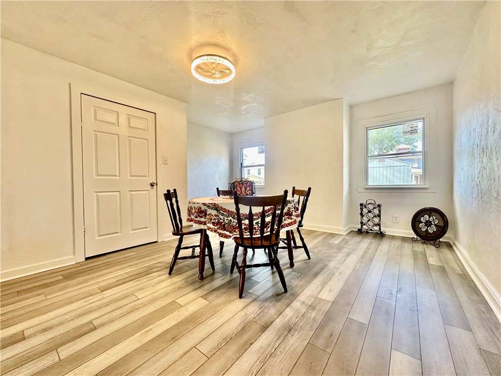 New Brighton, Pennsylvania 15066, United States, 5 Bedrooms Bedrooms, ,2 BathroomsBathrooms,Residential,Active,227701