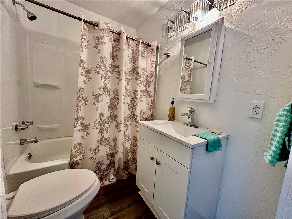 New Brighton, Pennsylvania 15066, United States, 5 Bedrooms Bedrooms, ,2 BathroomsBathrooms,Residential,Active,227701