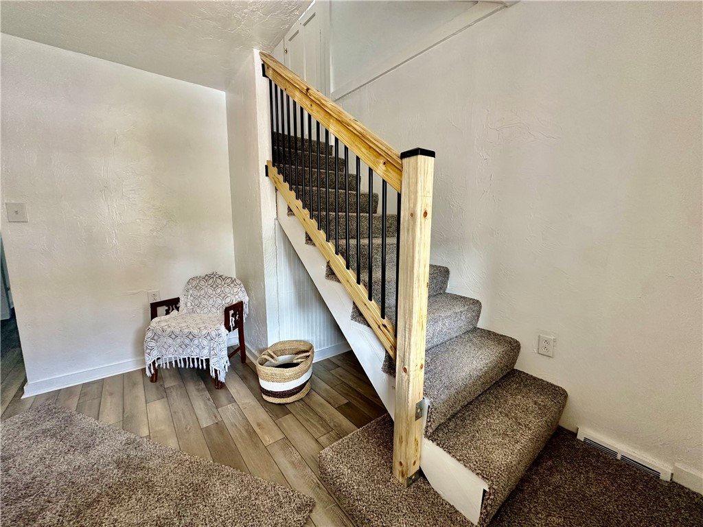 New Brighton, Pennsylvania 15066, United States, 5 Bedrooms Bedrooms, ,2 BathroomsBathrooms,Residential,Active,227701