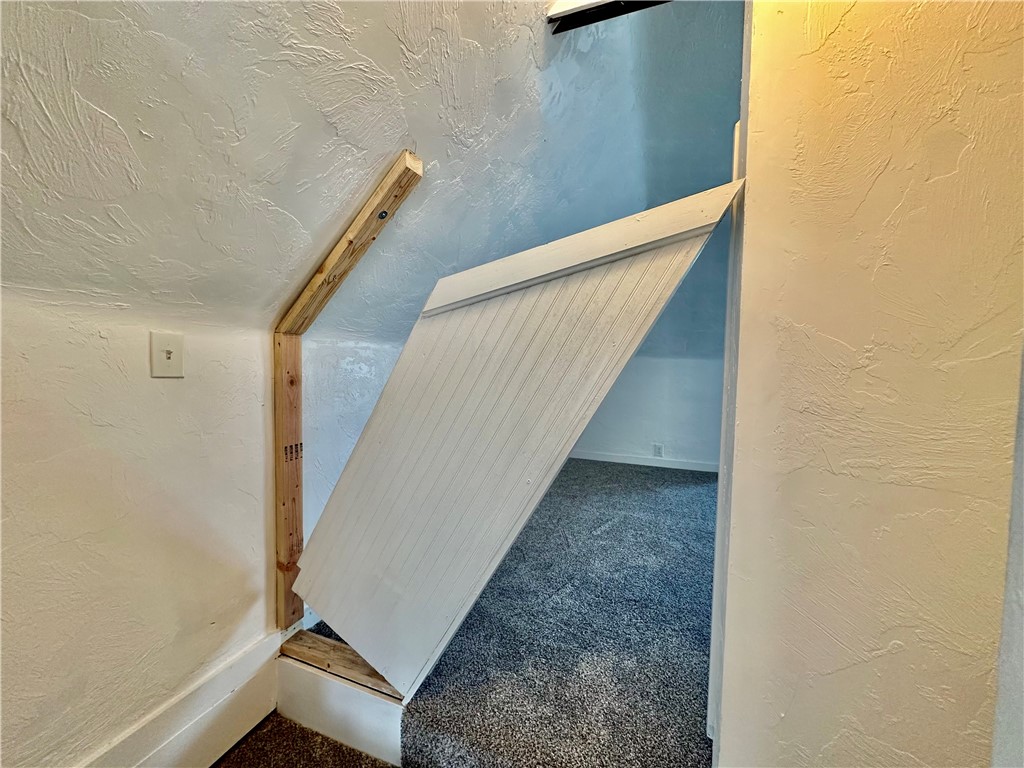 New Brighton, Pennsylvania 15066, United States, 5 Bedrooms Bedrooms, ,2 BathroomsBathrooms,Residential,Active,227701