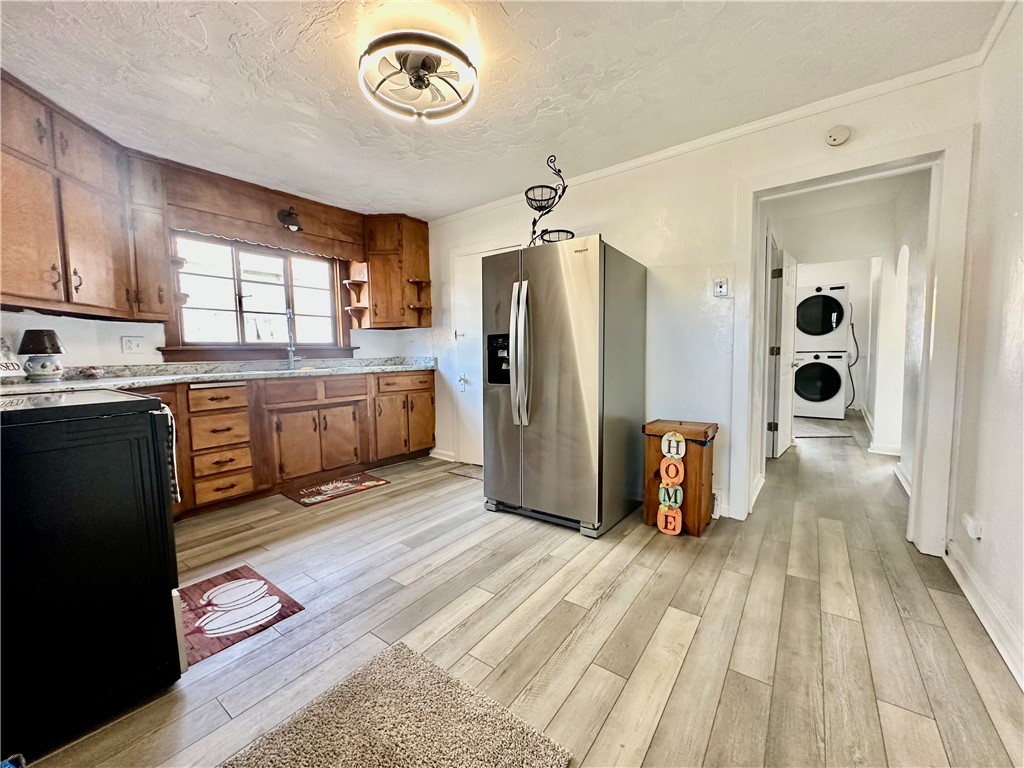 New Brighton, Pennsylvania 15066, United States, 5 Bedrooms Bedrooms, ,2 BathroomsBathrooms,Residential,Active,227701