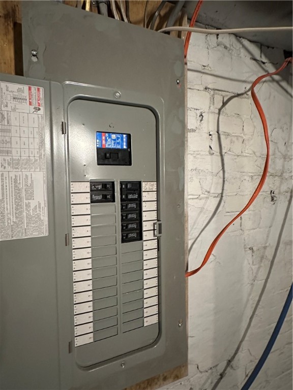 New Brighton, Pennsylvania 15066, United States, 5 Bedrooms Bedrooms, ,2 BathroomsBathrooms,Residential,Active,227701