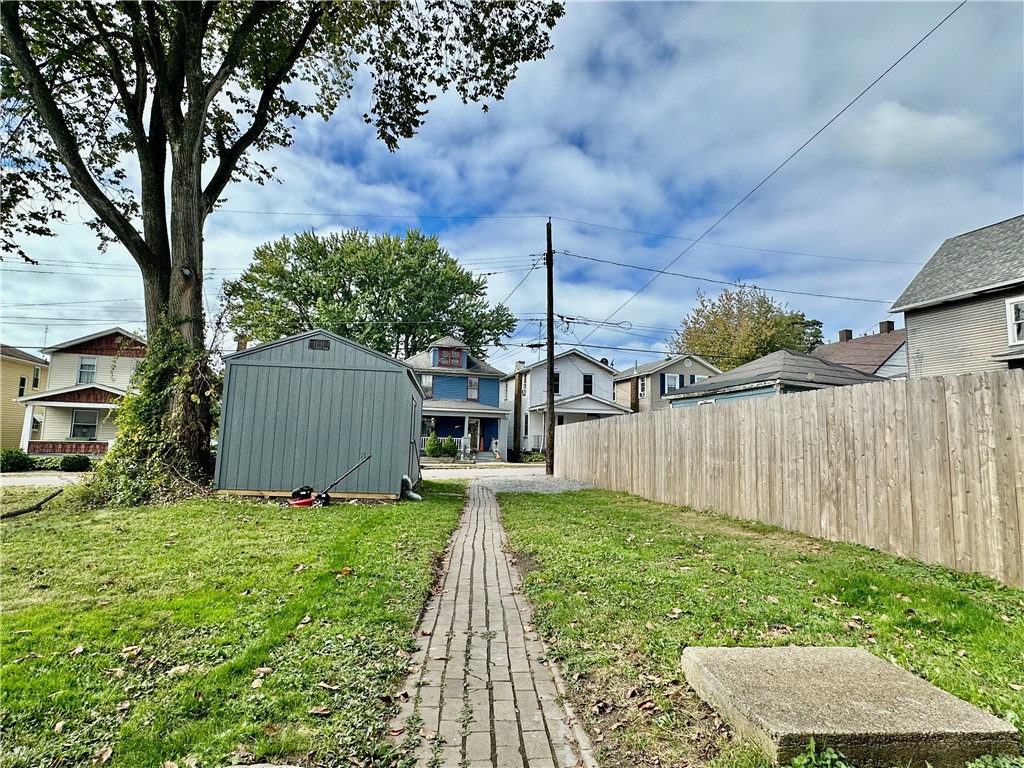 New Brighton, Pennsylvania 15066, United States, 5 Bedrooms Bedrooms, ,2 BathroomsBathrooms,Residential,Active,227701