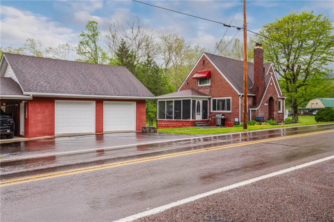 Wellersburg, Pennsylvania 15564, United States, 3 Bedrooms Bedrooms, ,2 BathroomsBathrooms,Residential,Active,123990