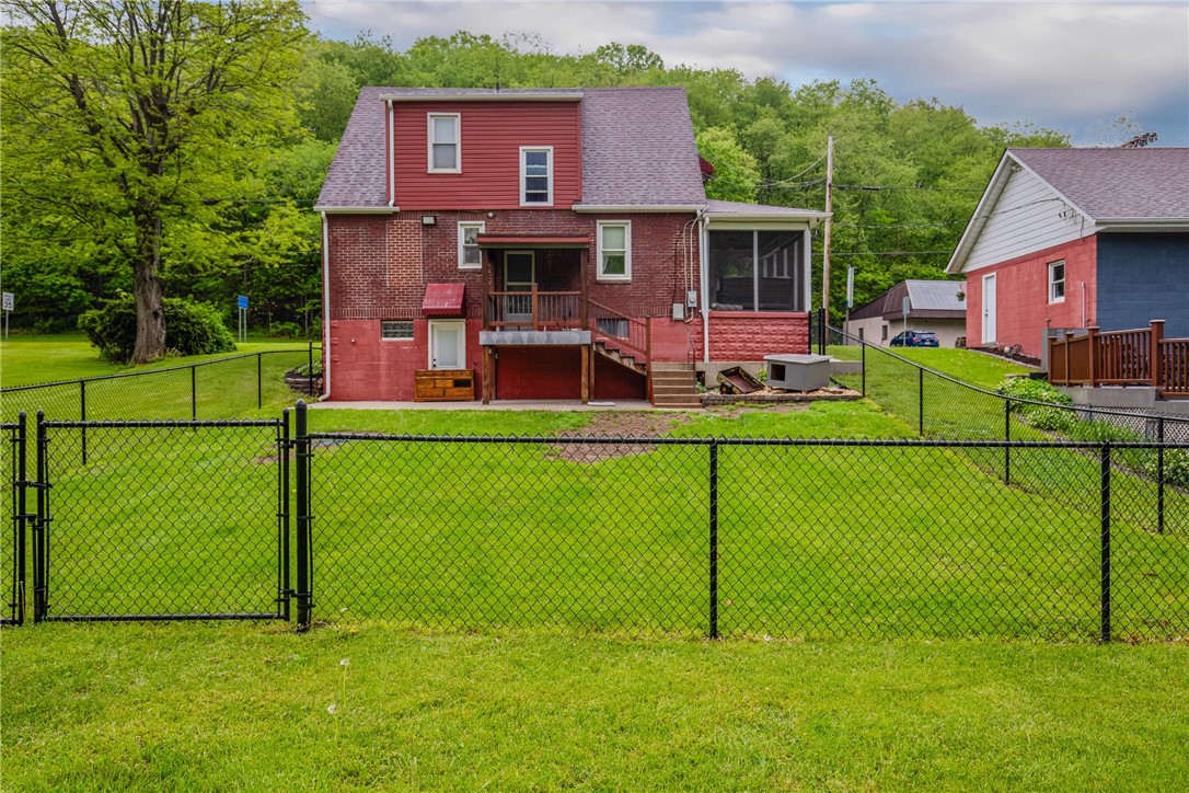 Wellersburg, Pennsylvania 15564, United States, 3 Bedrooms Bedrooms, ,2 BathroomsBathrooms,Residential,Active,123990