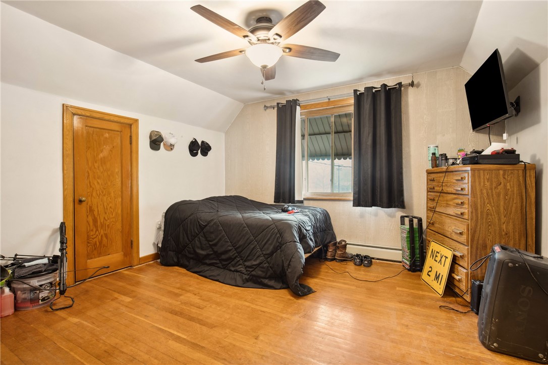 Wellersburg, Pennsylvania 15564, United States, 3 Bedrooms Bedrooms, ,2 BathroomsBathrooms,Residential,Active,123990