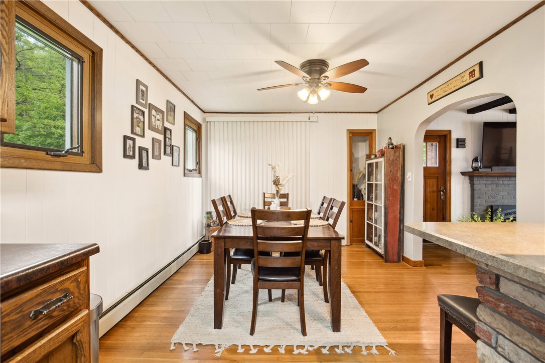 Wellersburg, Pennsylvania 15564, United States, 3 Bedrooms Bedrooms, ,2 BathroomsBathrooms,Residential,Active,123990