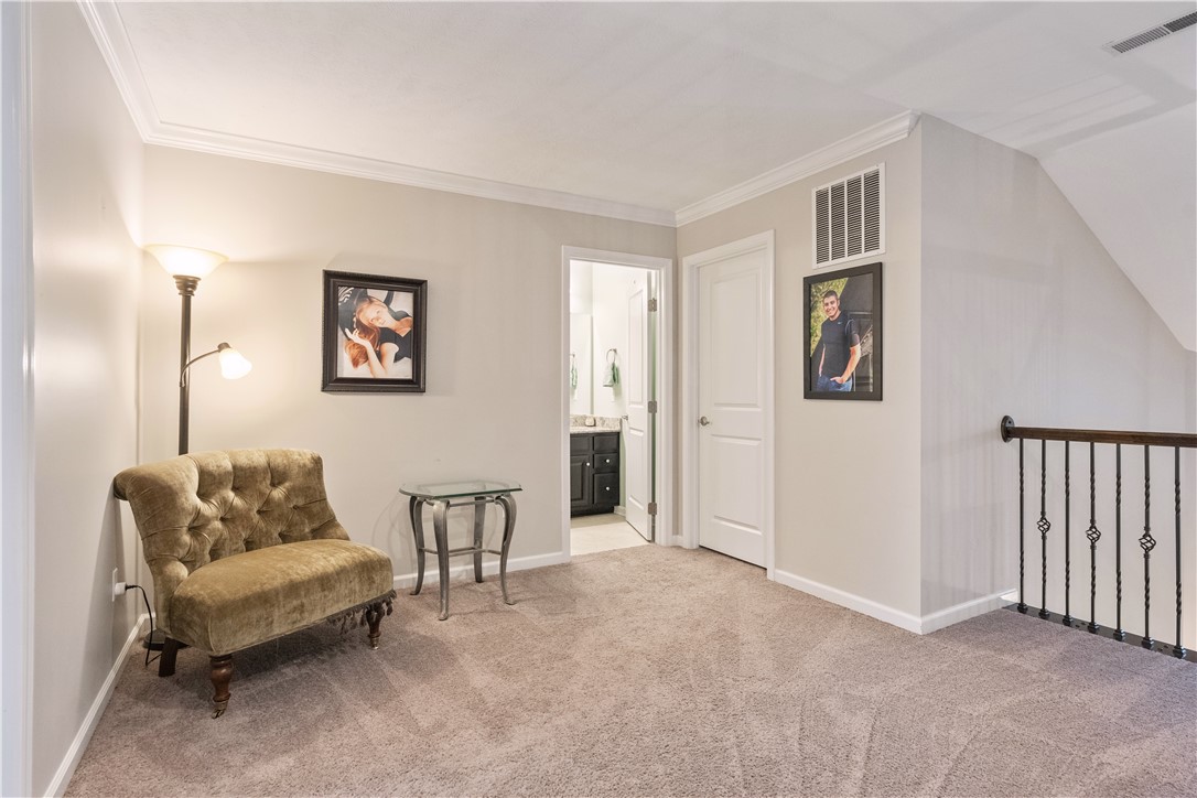 Cecil, Pennsylvania 15317, United States, 4 Bedrooms Bedrooms, ,4 BathroomsBathrooms,Residential,Contingent,125055