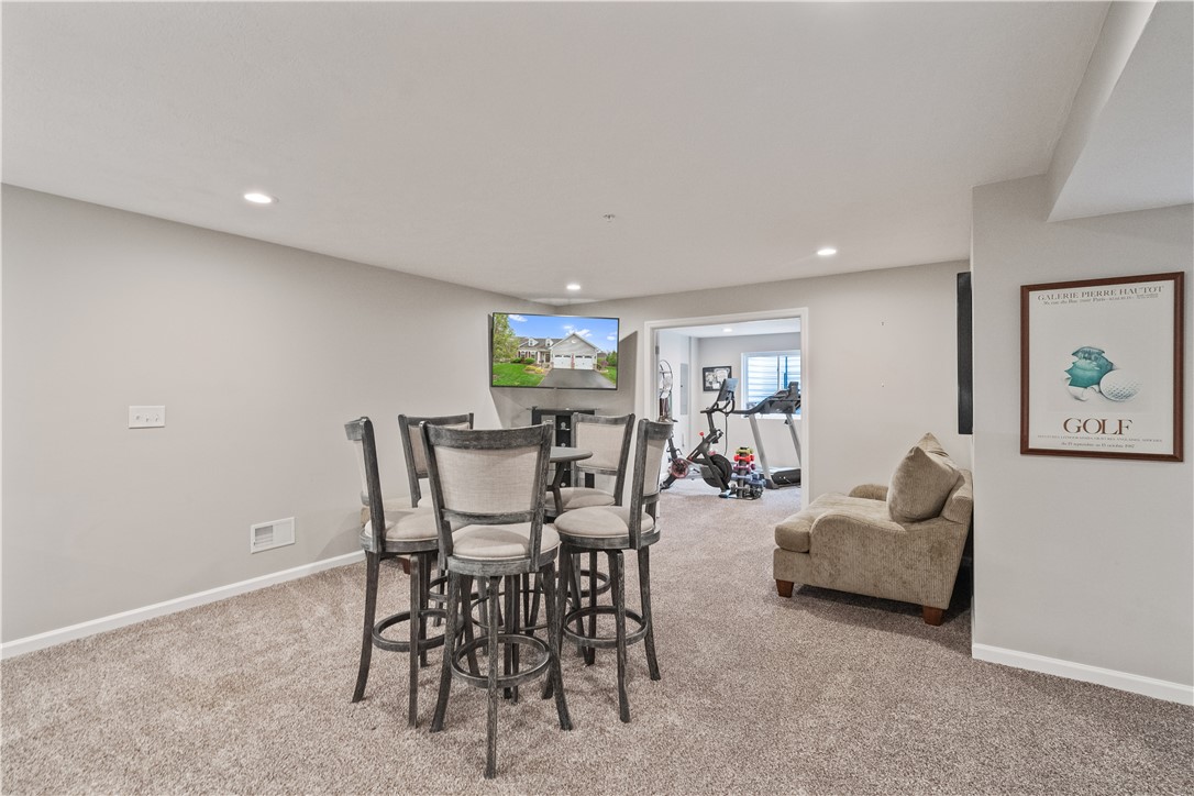 Cecil, Pennsylvania 15317, United States, 4 Bedrooms Bedrooms, ,4 BathroomsBathrooms,Residential,Contingent,125055